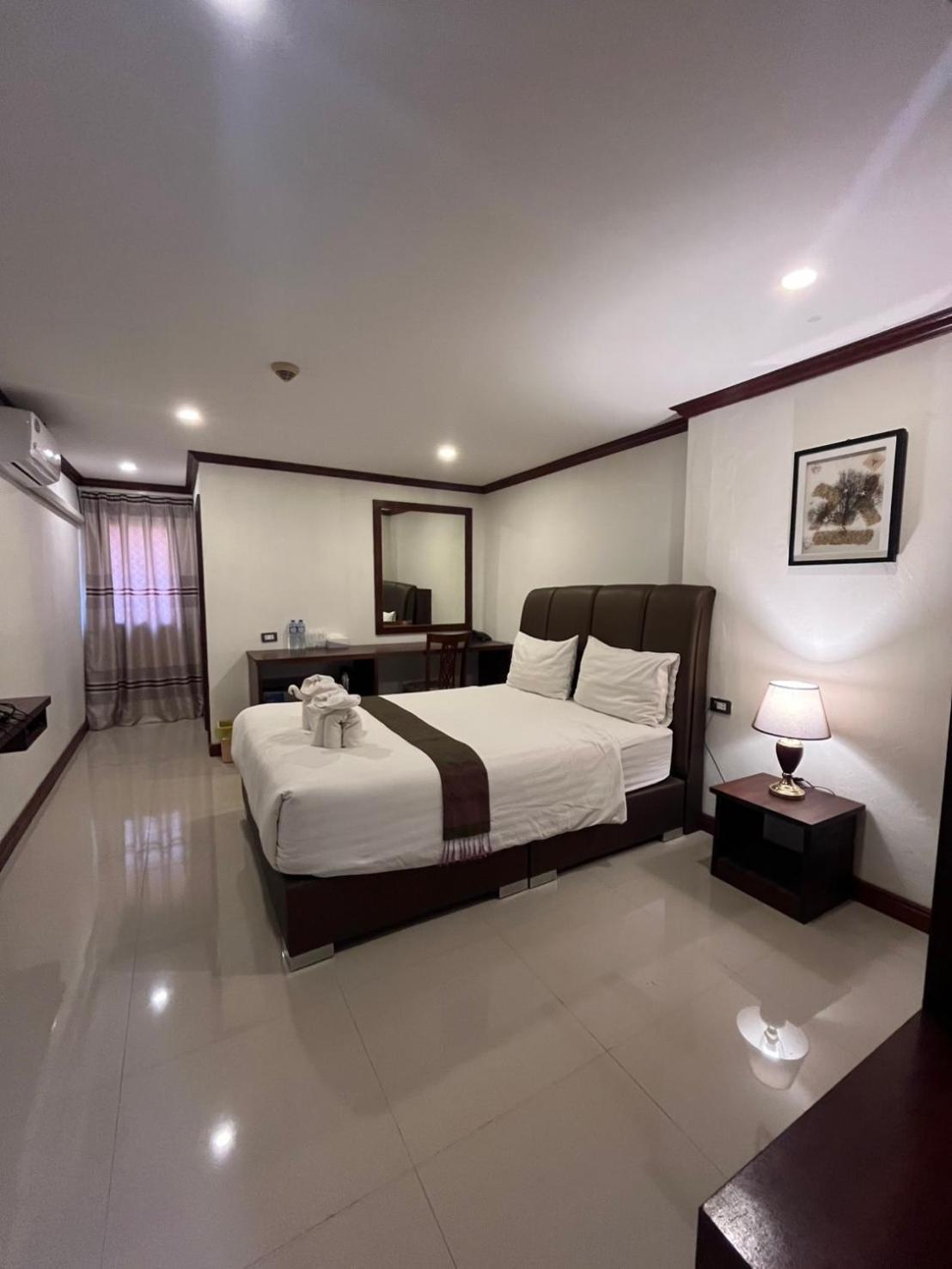 Nakhone Champa Hotel ปากเซ ภายนอก รูปภาพ